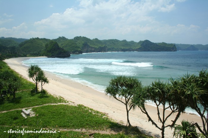 A Guide to the Best Hiking Trails Near Pacitan’s Coast