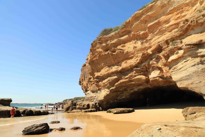 Cave hpa vii limestone temples ancient land part