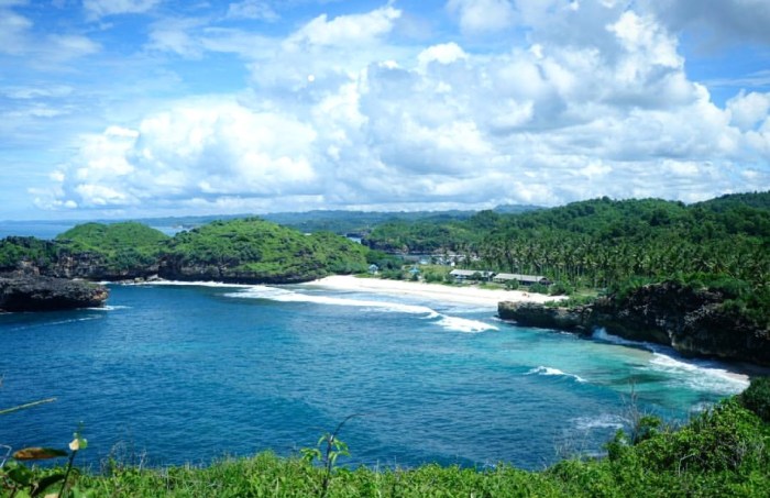 Sungai maron pacitan pantai seru masuk sob penghujung kug berhenti oiya banget dipantai indah