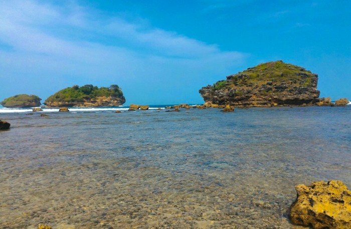 Villa bali beachfront soori luxury villas beach private batukaru edge ocean mount between set bedroom