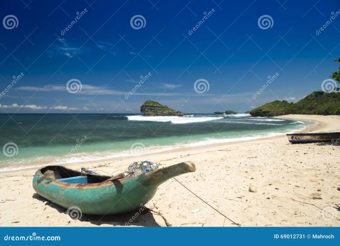 A Day in the Life of a Local Fisherman at Watu Karung