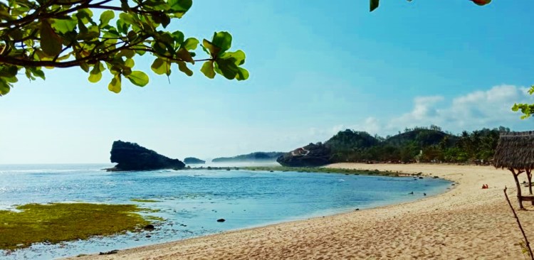 Why Pacitan Should Be Your Next Surfing Destination