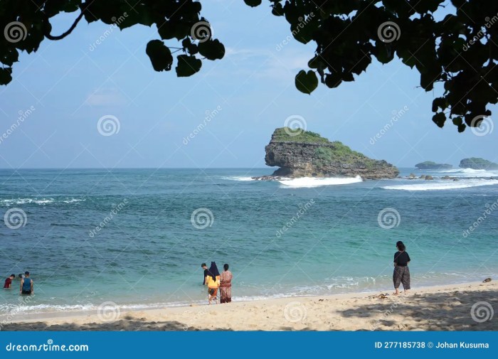 Why Watu Karung is a Top Destination for Surf Camps